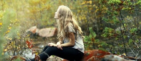 mood_emotion_alone_trees_forests_nature_blonde_photography_model_women_female_girl